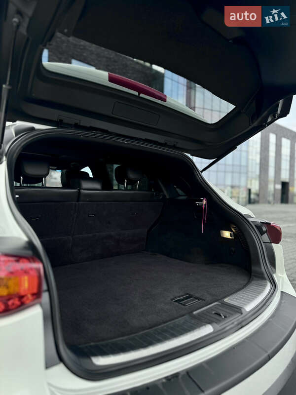 Внедорожник / Кроссовер Infiniti FX 30 2010 в Черновцах