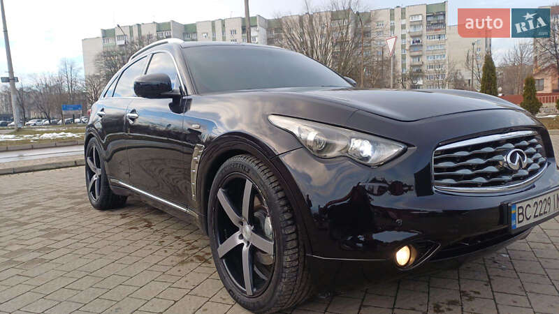 Внедорожник / Кроссовер Infiniti FX 30 2011 в Дрогобыче