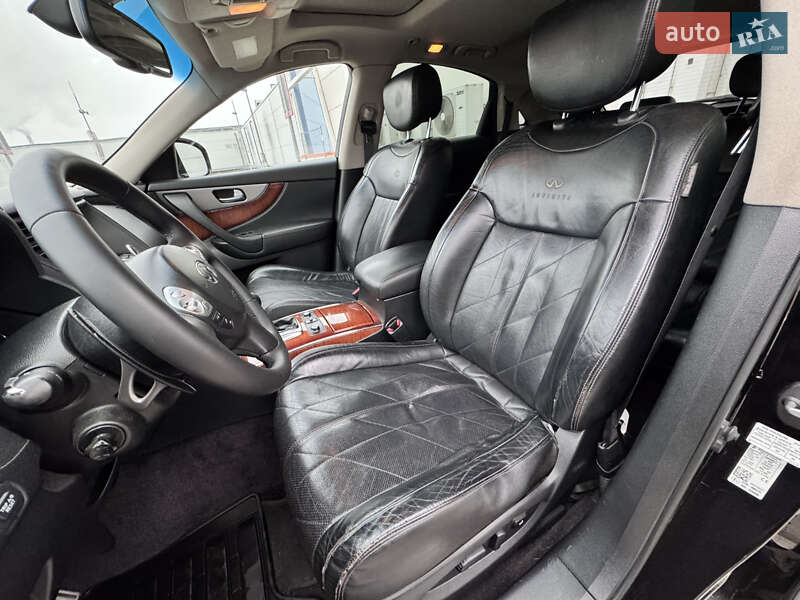 Внедорожник / Кроссовер Infiniti FX 30 2012 в Киеве фото 31 Внедорожник / Кроссовер Infiniti FX 30 2012 в Киеве