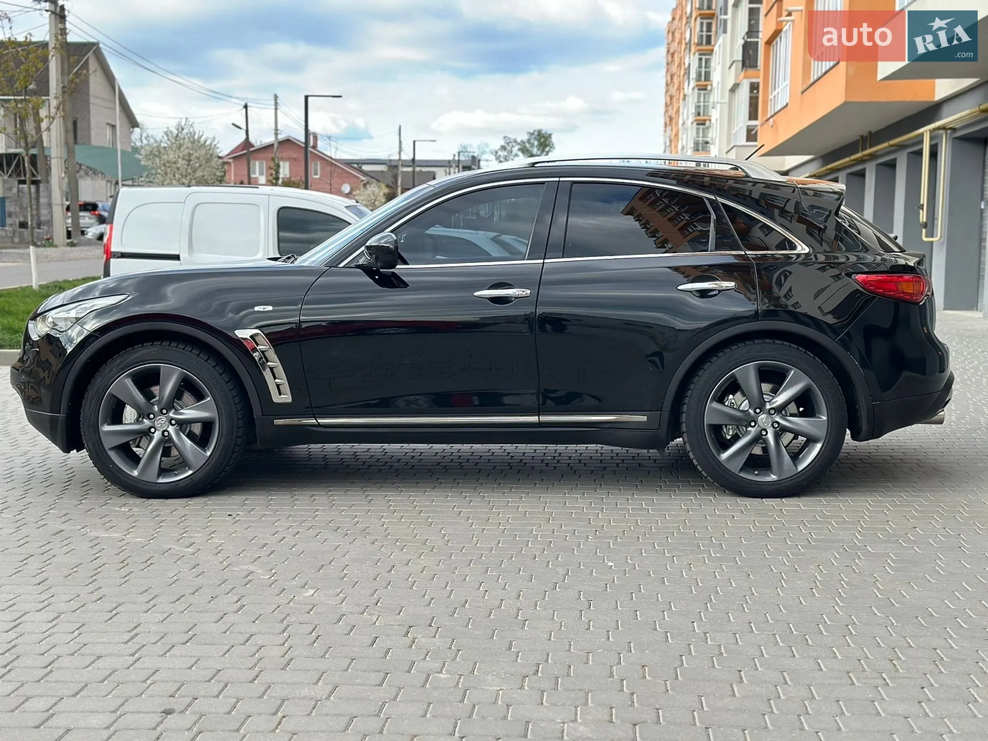 2011 Infiniti FX - мініатюра 20
