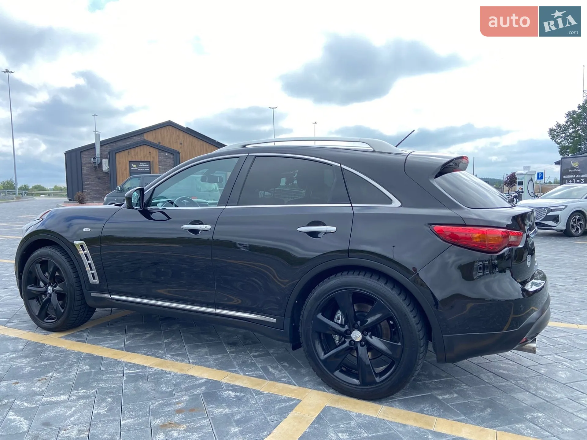 2011 Infiniti FX - мініатюра 4