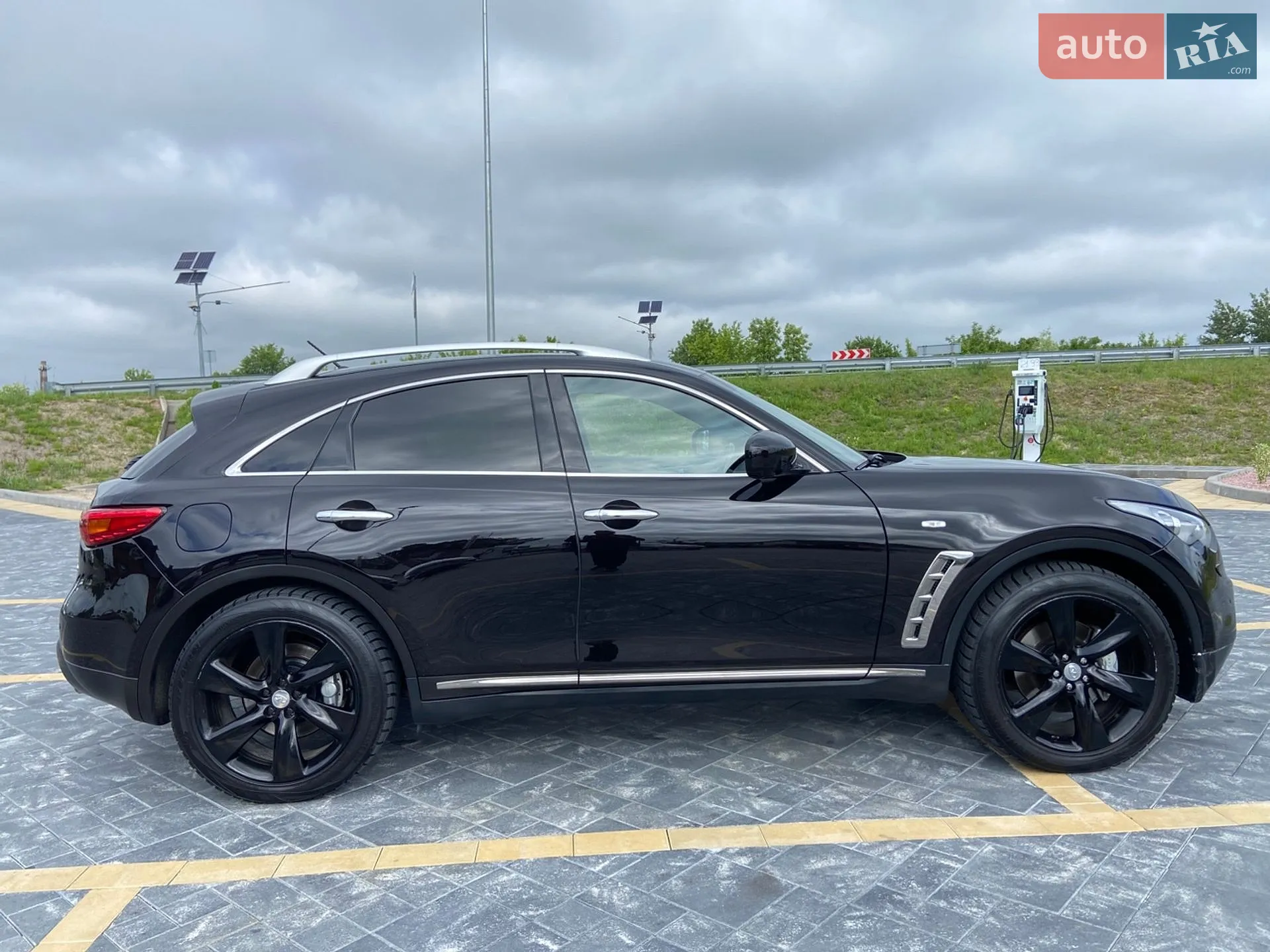 2011 Infiniti FX - мініатюра 6