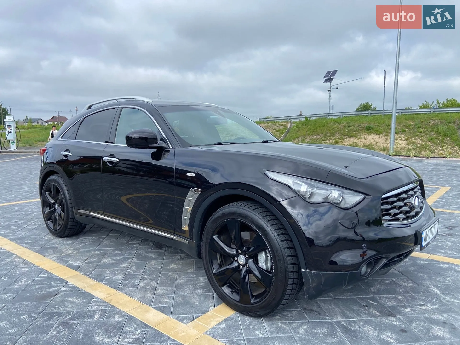 2011 Infiniti FX - мініатюра 8