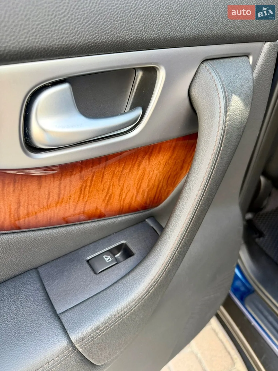 2012 Infiniti FX - мініатюра 18
