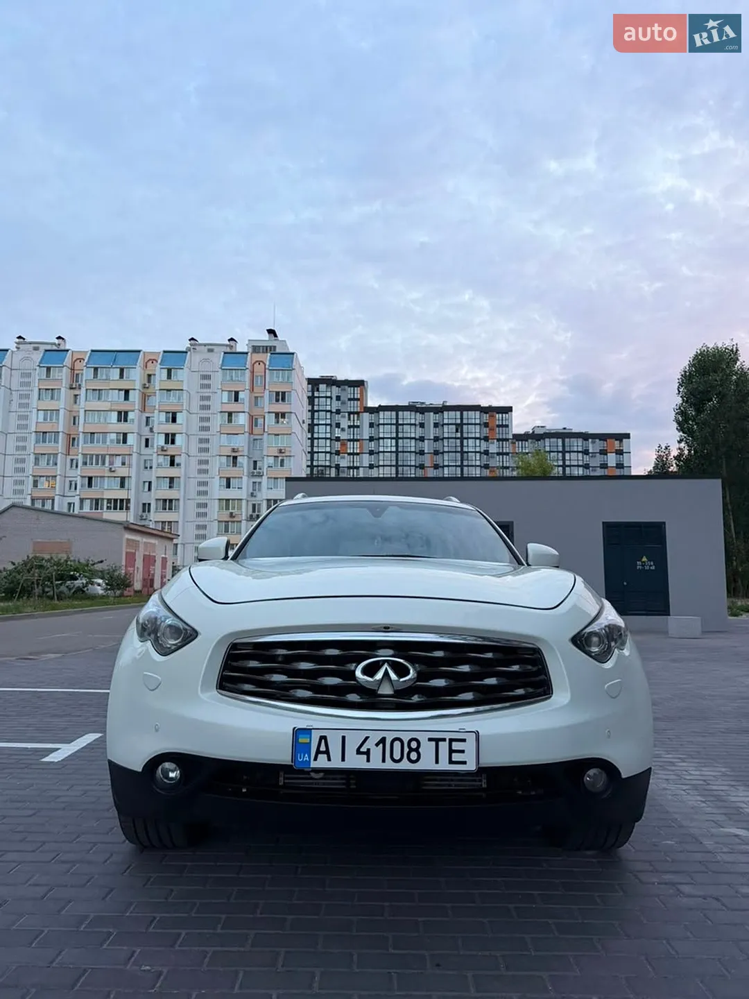 2011 Infiniti FX - мініатюра 8