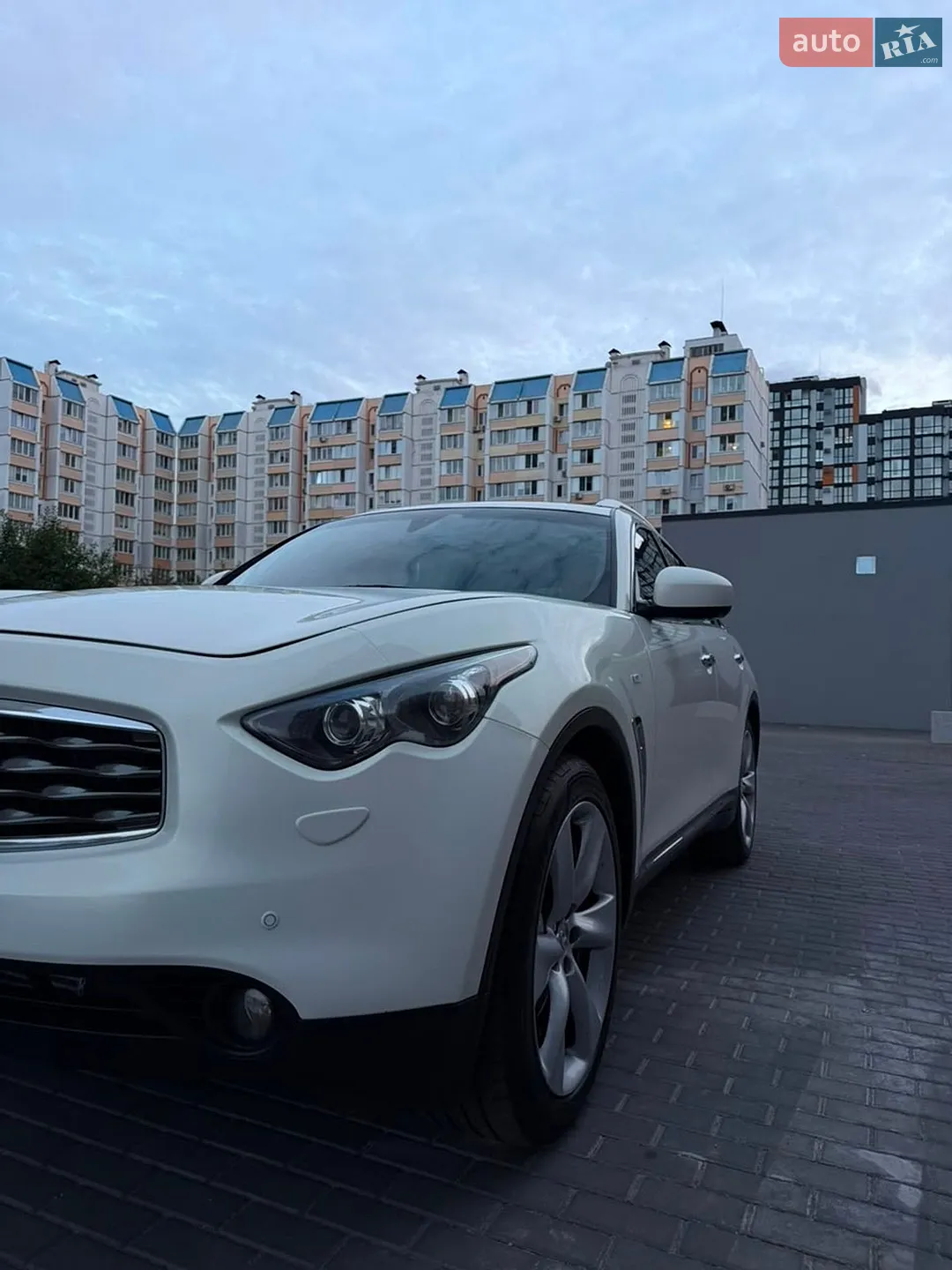 2011 Infiniti FX - мініатюра 26