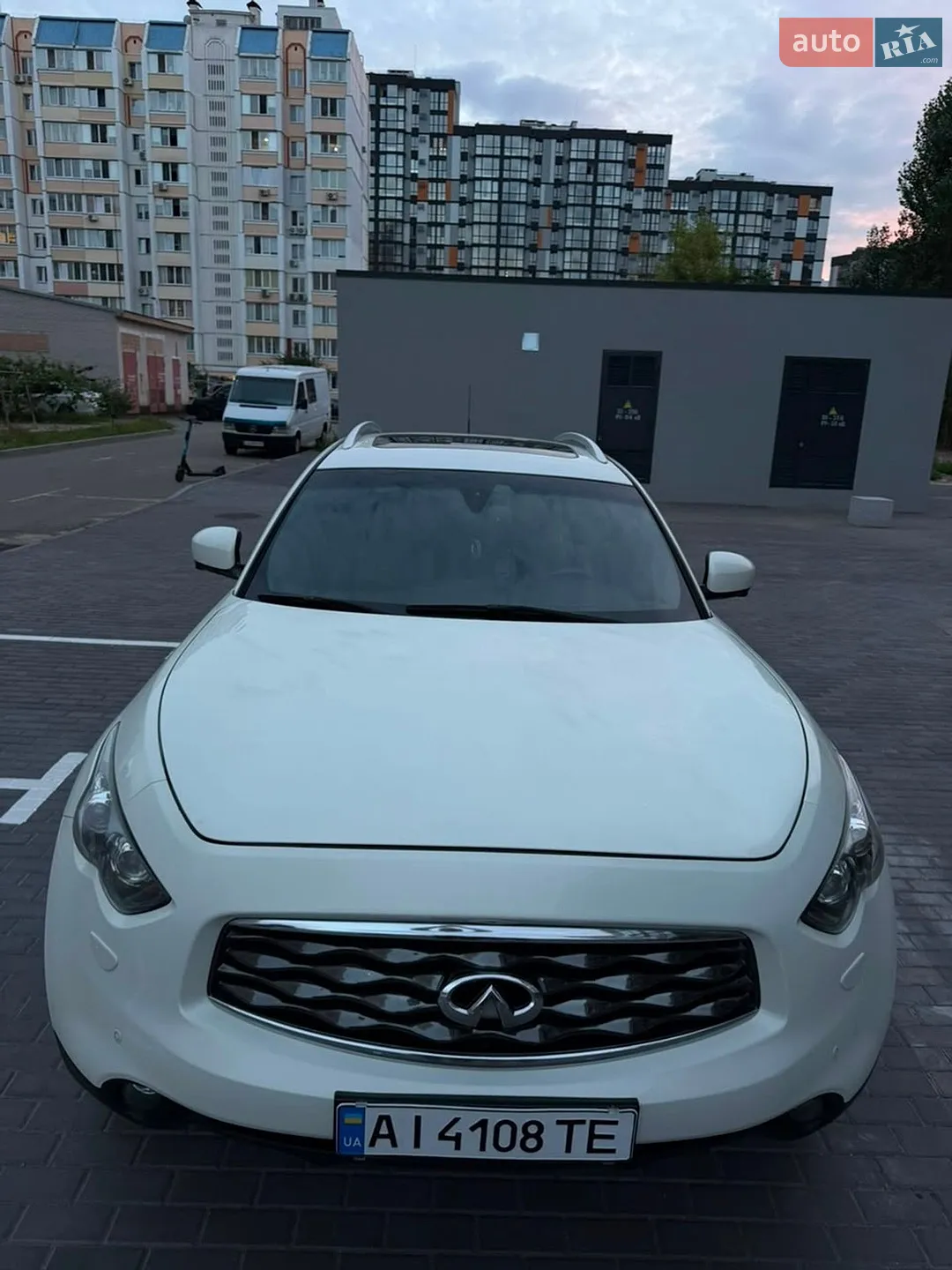 2011 Infiniti FX - мініатюра 28