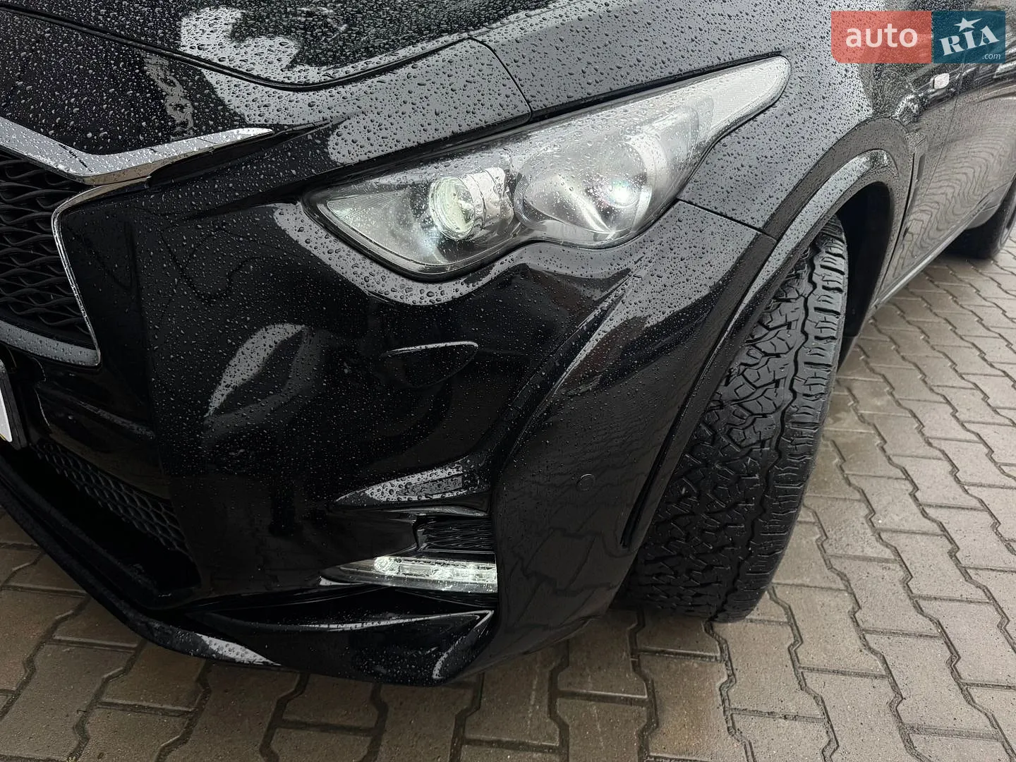 2011 Infiniti FX - мініатюра 18