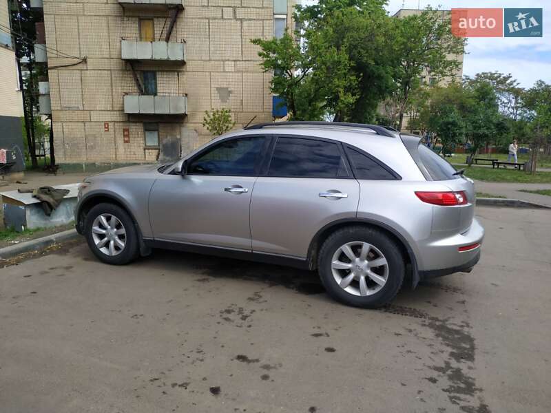 Позашляховик / Кросовер Infiniti FX 35 2003 в Кривому Розі