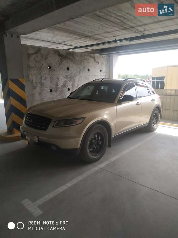 Infiniti FX 35 2003