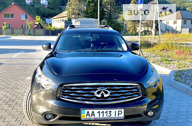 Внедорожник / Кроссовер Infiniti FX 35 2009 в Рахове