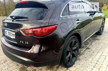 Внедорожник / Кроссовер Infiniti FX 35 2009 в Луцке