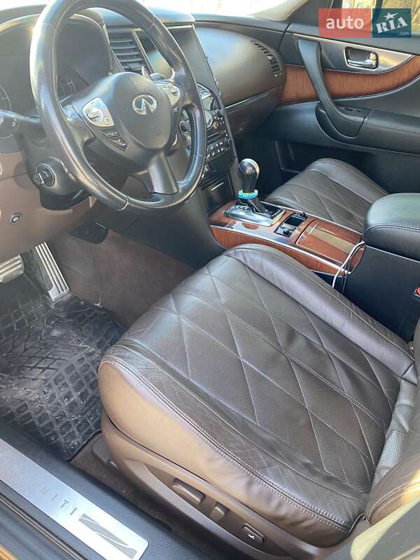 Позашляховик / Кросовер Infiniti FX 35 2010 в Дніпрі
