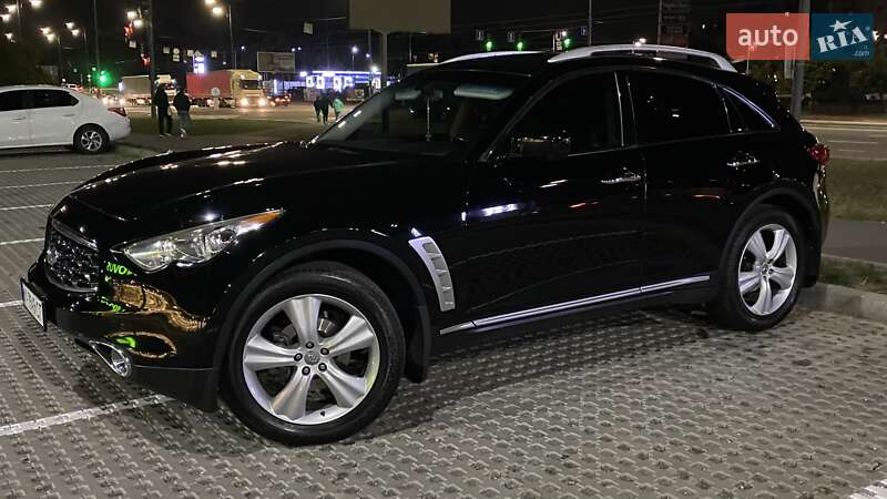 Позашляховик / Кросовер Infiniti FX 35 2008 в Києві