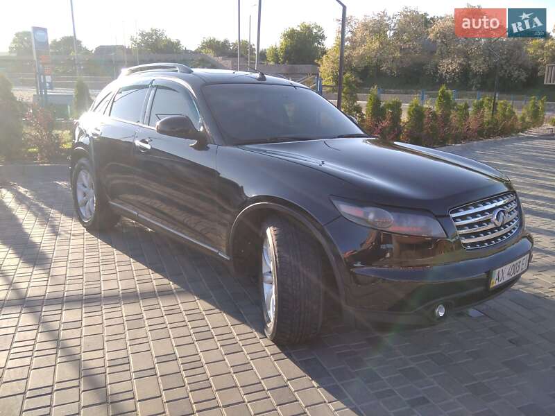 Позашляховик / Кросовер Infiniti FX 35 2003 в Новоукраїнці