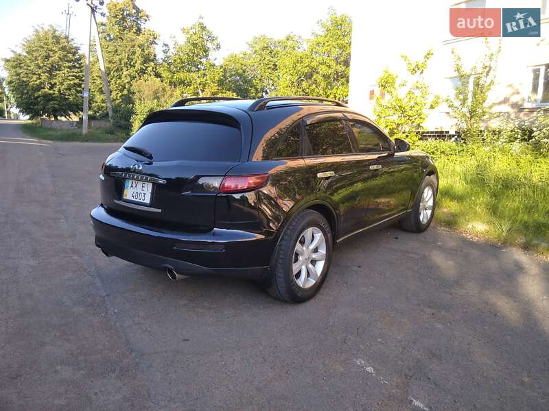 Позашляховик / Кросовер Infiniti FX 35 2003 в Новоукраїнці
