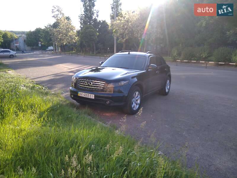 Позашляховик / Кросовер Infiniti FX 35 2003 в Новоукраїнці