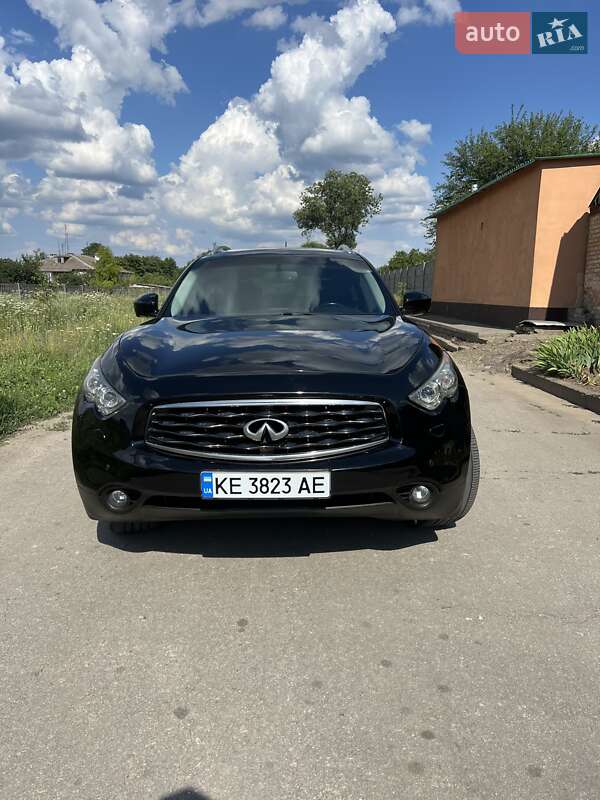 Infiniti FX 35 2011 Infiniti FX 35 2011