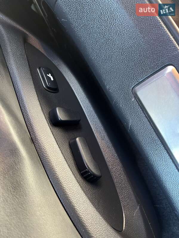 Позашляховик / Кросовер Infiniti FX 35 2011 в Запоріжжі