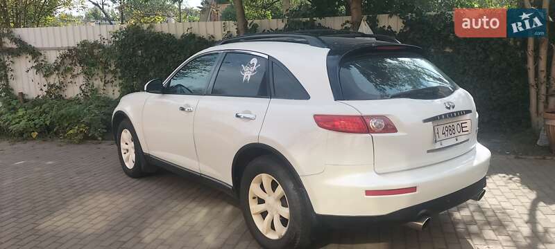 Внедорожник / Кроссовер Infiniti FX 35 2005 в Буче