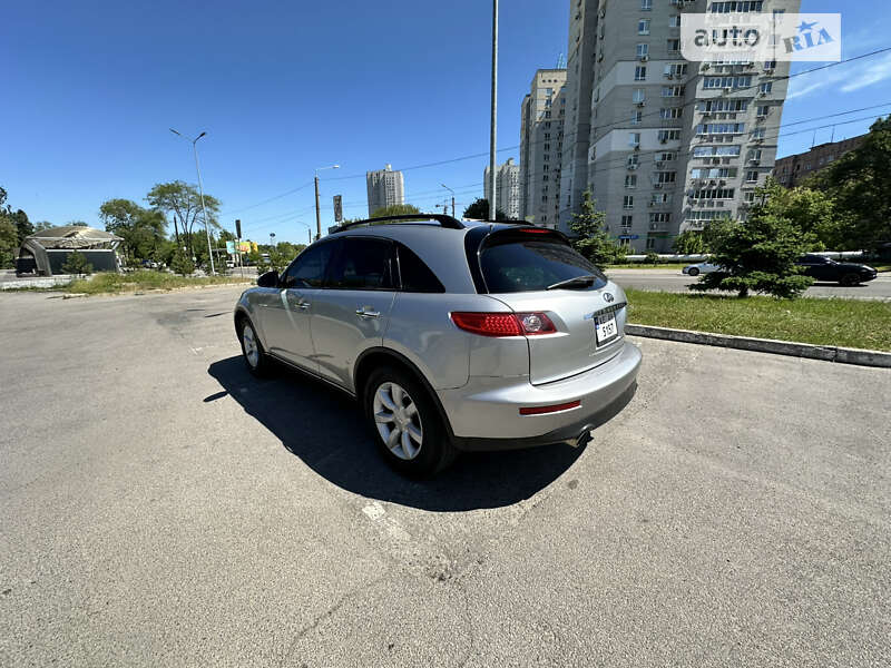 Внедорожник / Кроссовер Infiniti FX 35 2004 в Днепре фото 5 Внедорожник / Кроссовер Infiniti FX 35 2004 в Днепре