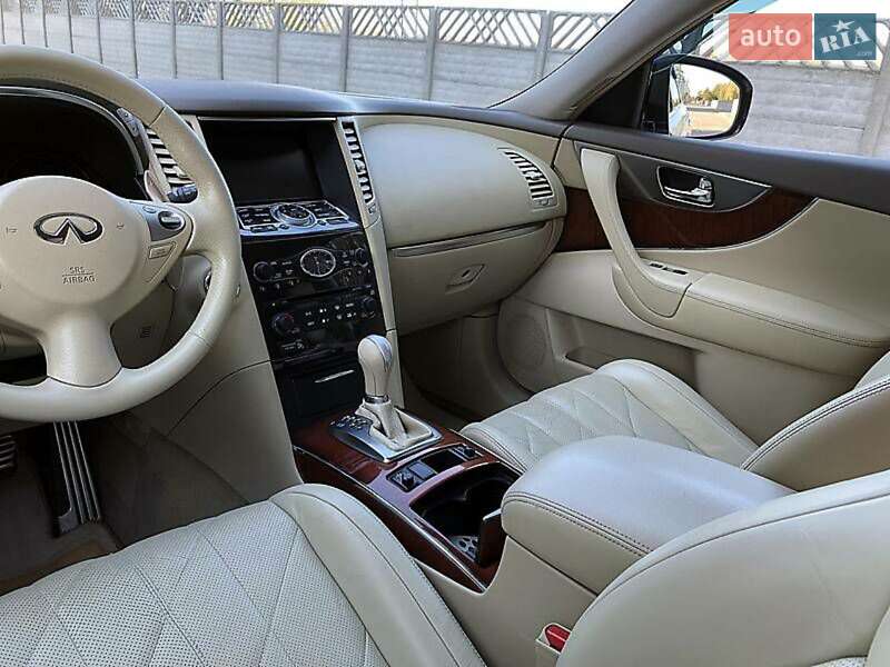 Позашляховик / Кросовер Infiniti FX 35 2008 в Луцьку фото 25 Позашляховик / Кросовер Infiniti FX 35 2008 в Луцьку