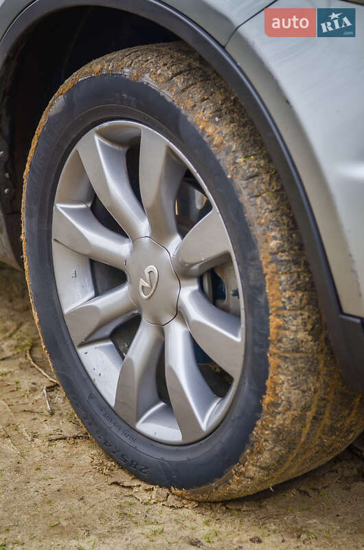 Позашляховик / Кросовер Infiniti FX 35 2007 в Полтаві