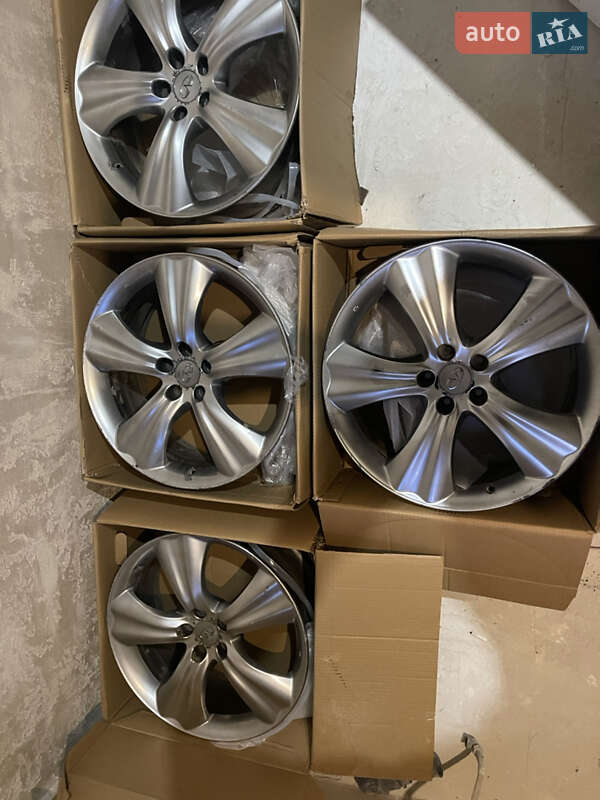 Позашляховик / Кросовер Infiniti FX 35 2008 в Одесі фото 28 Позашляховик / Кросовер Infiniti FX 35 2008 в Одесі