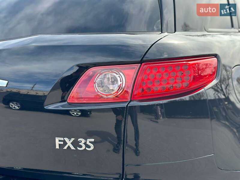 Позашляховик / Кросовер Infiniti FX 35 2006 в Дніпрі