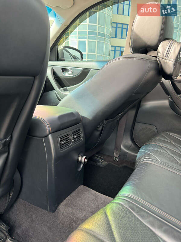 Позашляховик / Кросовер Infiniti FX 35 2008 в Одесі