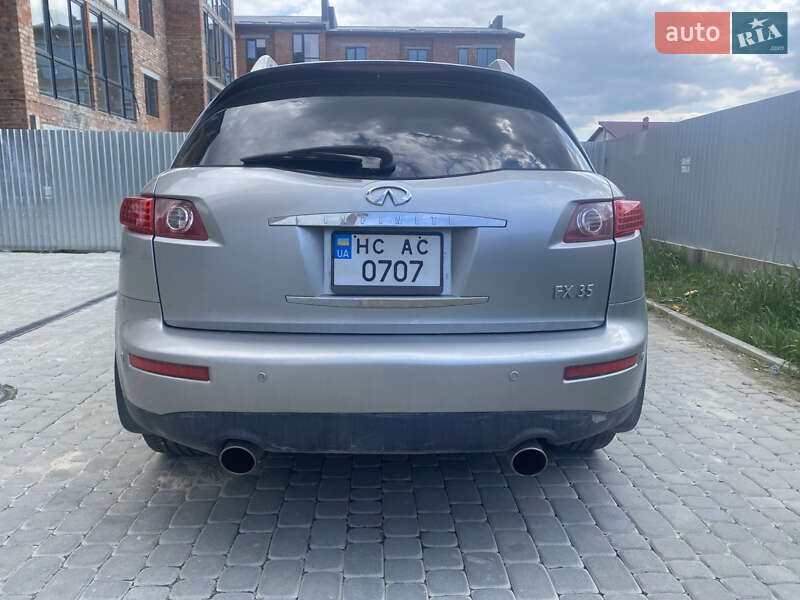 Позашляховик / Кросовер Infiniti FX 35 2004 в Львові