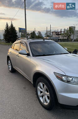 Позашляховик / Кросовер Infiniti FX 35 2004 в 