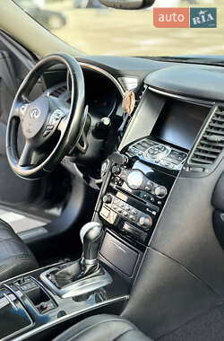 Внедорожник / Кроссовер Infiniti FX 35 2008 в 