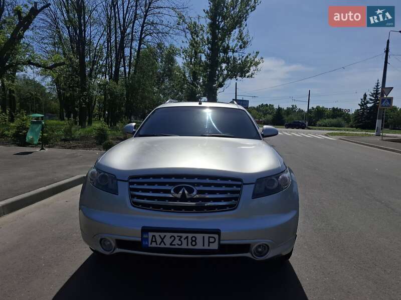Внедорожник / Кроссовер Infiniti FX 35 2004 в Харькове