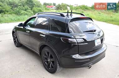 Внедорожник / Кроссовер Infiniti FX 35 2005 в 