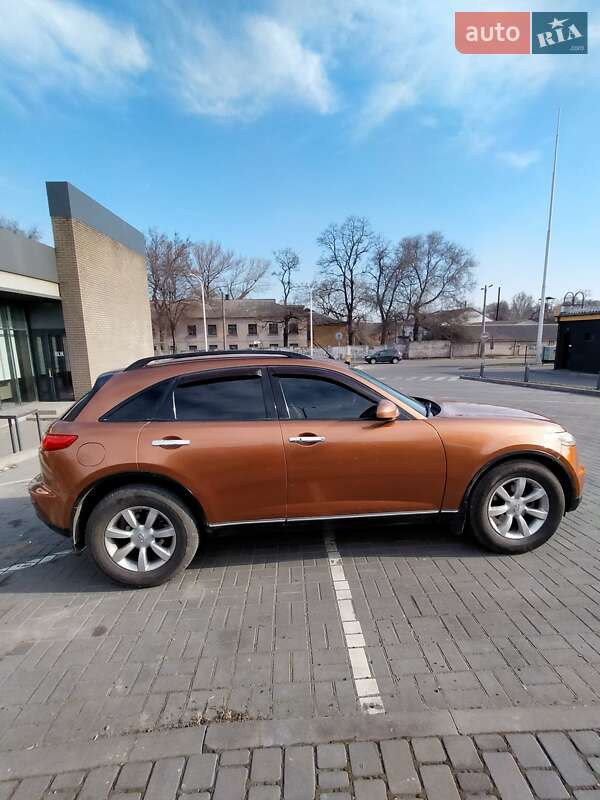 Позашляховик / Кросовер Infiniti FX 35 2003 в Кам'янському