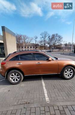 Внедорожник / Кроссовер Infiniti FX 35 2003 в 