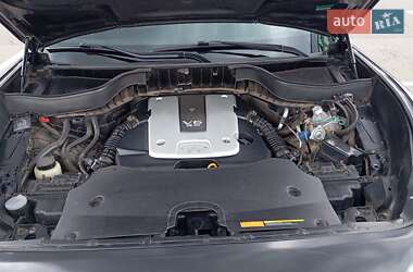 Внедорожник / Кроссовер Infiniti FX 35 2010 в 