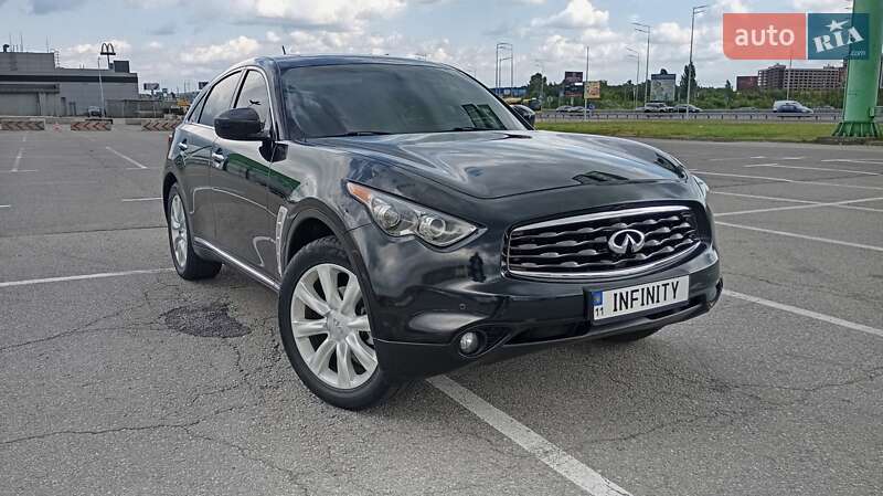 Внедорожник / Кроссовер Infiniti FX 35 2010 в 