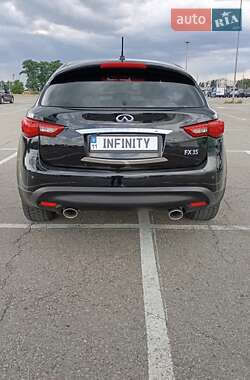 Внедорожник / Кроссовер Infiniti FX 35 2010 в 