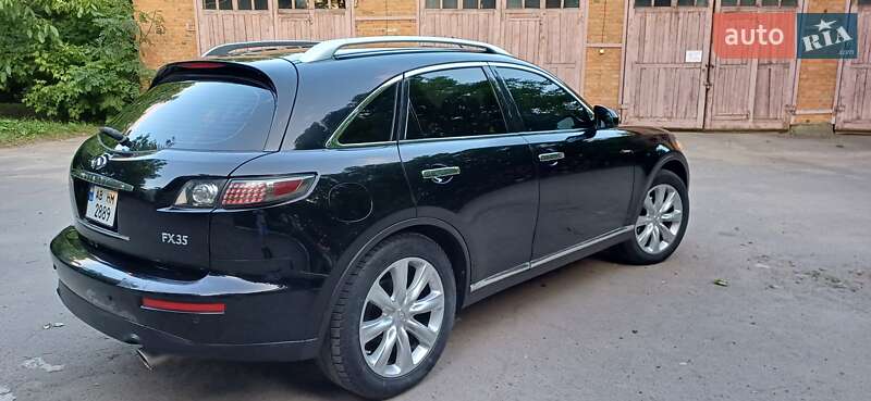 Infiniti FX 35 2008