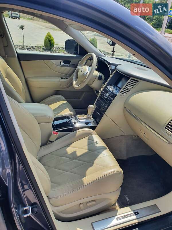 Внедорожник / Кроссовер Infiniti FX 35 2011 в Львове фото 14 Внедорожник / Кроссовер Infiniti FX 35 2011 в Львове