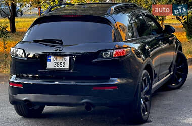 Позашляховик / Кросовер Infiniti FX 35 2006 в 