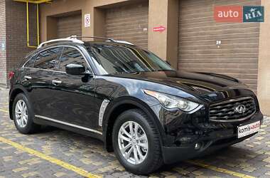 Внедорожник / Кроссовер Infiniti FX 35 2010 в 