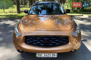 Внедорожник / Кроссовер Infiniti FX 35 2008 в 