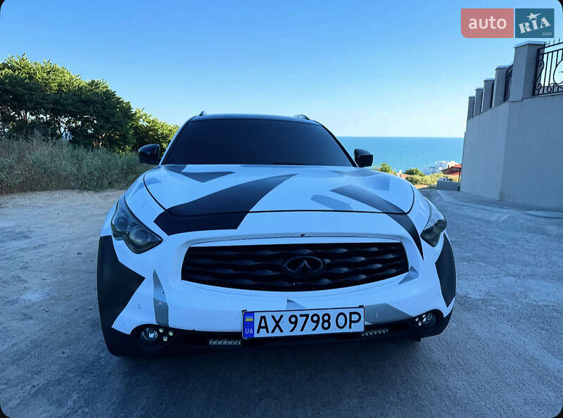 Позашляховик / Кросовер Infiniti FX 35 2008 в Одесі фото 8 Позашляховик / Кросовер Infiniti FX 35 2008 в Одесі
