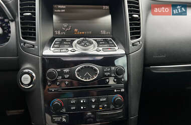 Внедорожник / Кроссовер Infiniti FX 35 2008 в 