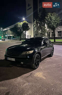 Позашляховик / Кросовер Infiniti FX 35 2005 в  фото 3 Позашляховик / Кросовер Infiniti FX 35 2005 в
