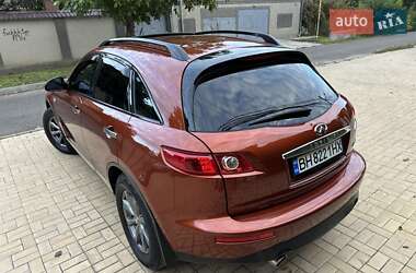 Внедорожник / Кроссовер Infiniti FX 35 2007 в 