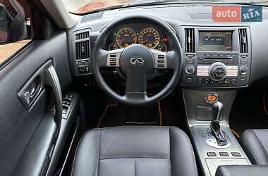 Внедорожник / Кроссовер Infiniti FX 35 2007 в 